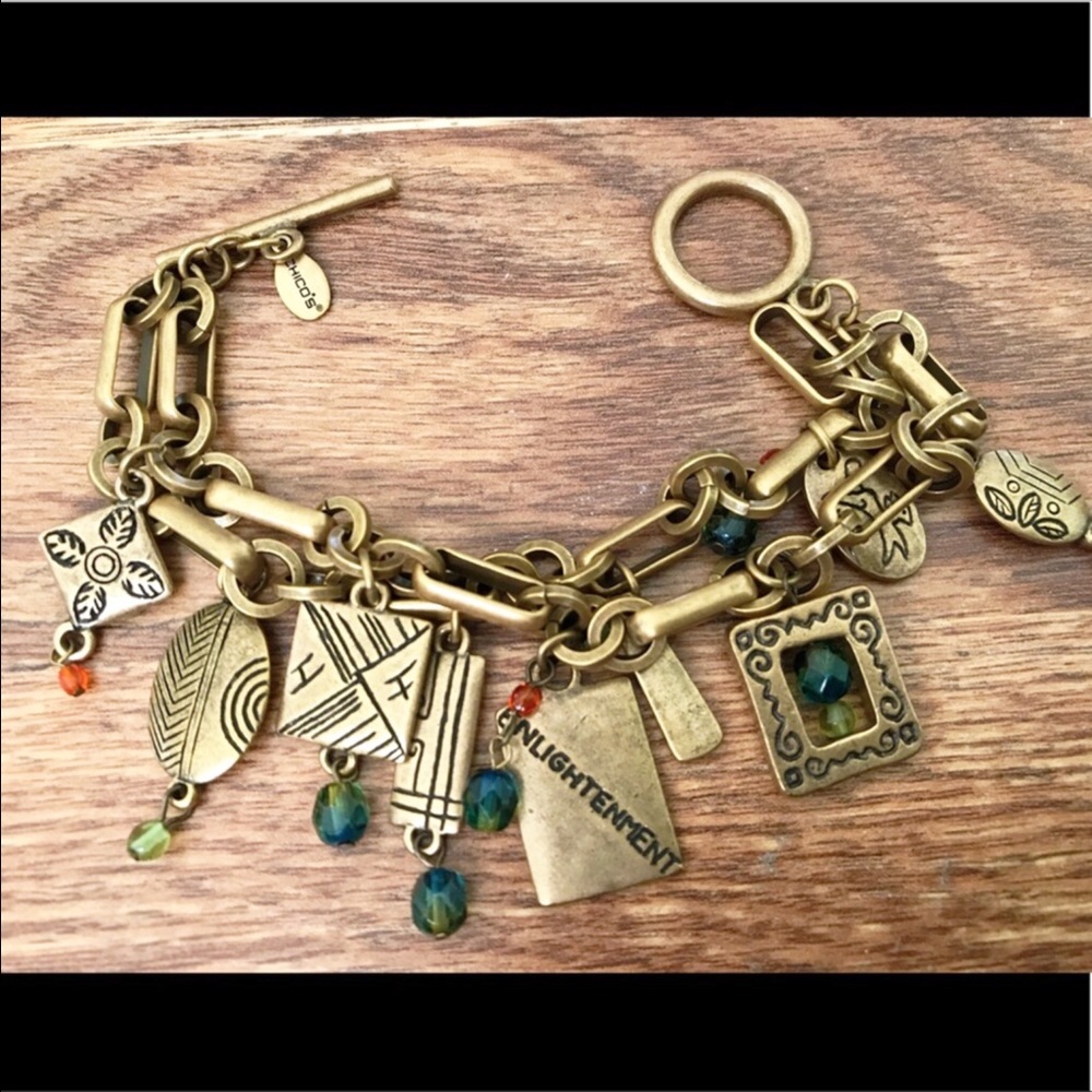 Lovely Chico’s Charm Bracelet - Picture 2 of 9